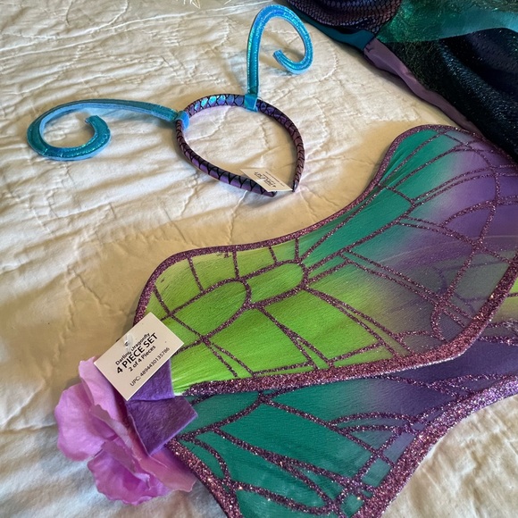 Girls “Darling Dragonfly” Costume - 7/8 - Picture 8 of 12